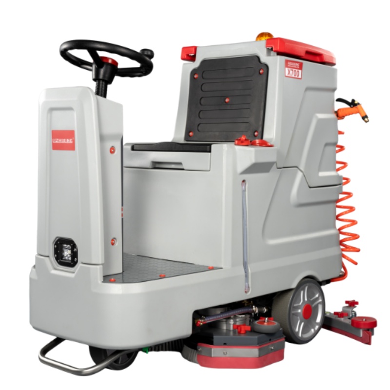 铜梁坦洁全自动驾驶式洗地机X700